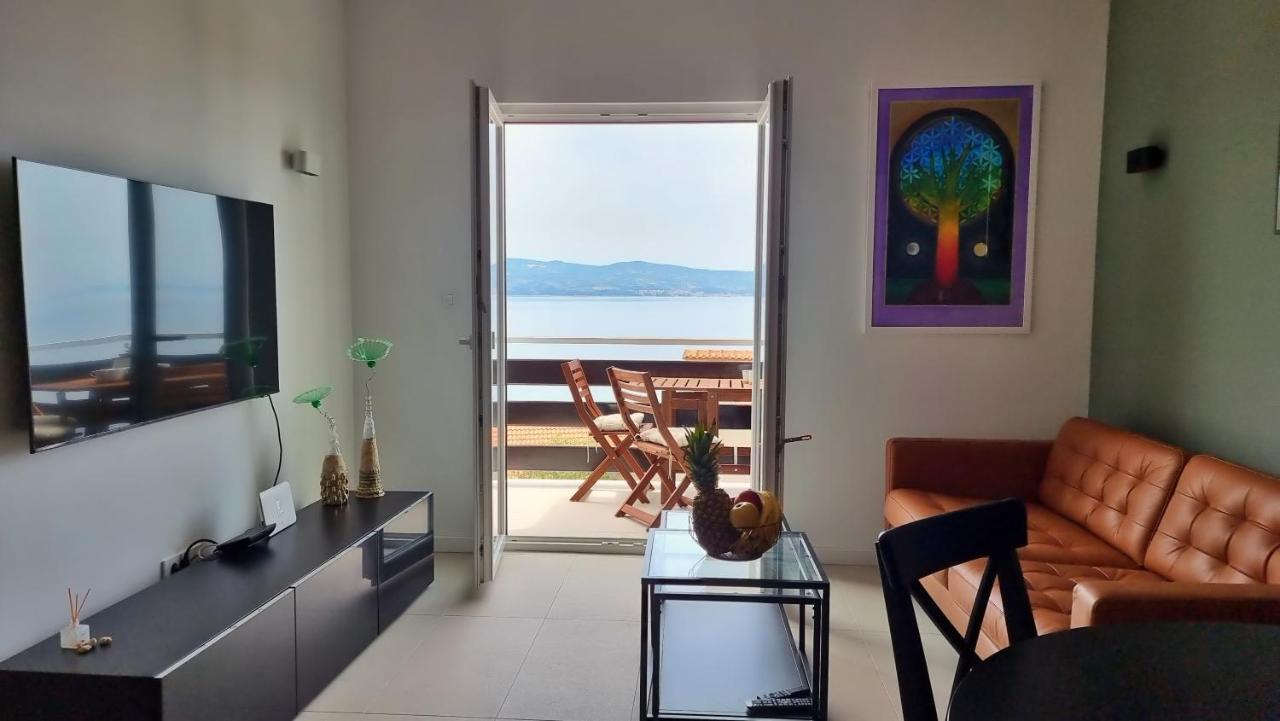 אומיס Apartment La Vie מראה חיצוני תמונה