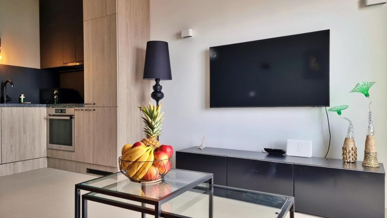 אומיס Apartment La Vie מראה חיצוני תמונה