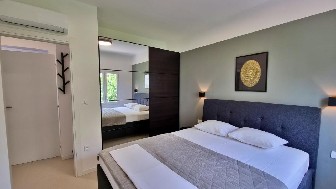 אומיס Apartment La Vie מראה חיצוני תמונה