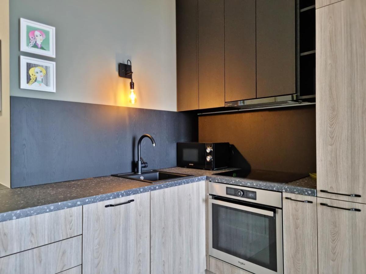 אומיס Apartment La Vie מראה חיצוני תמונה